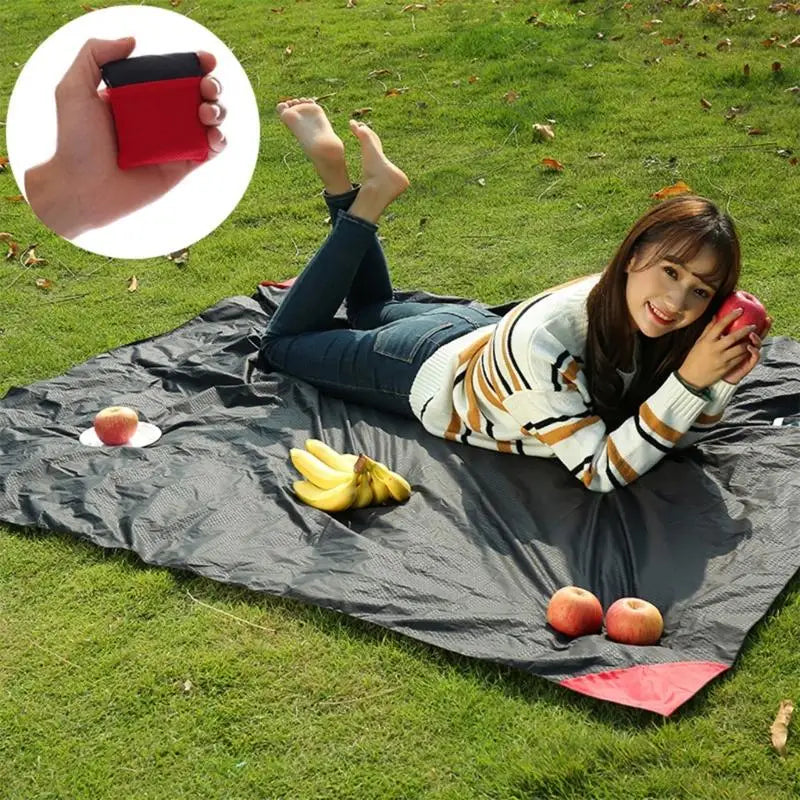 Picnics Blanket Portable Folding Pocket Mats Light Weight Picnics Rug Lawn Pad